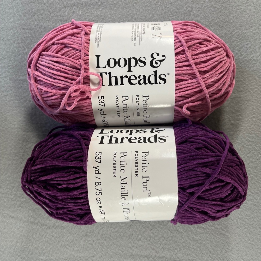 Loops & Threads Petite Purl Yarn Lot 2 Skeins Mauve Purple‎ Medium 4 Polyester